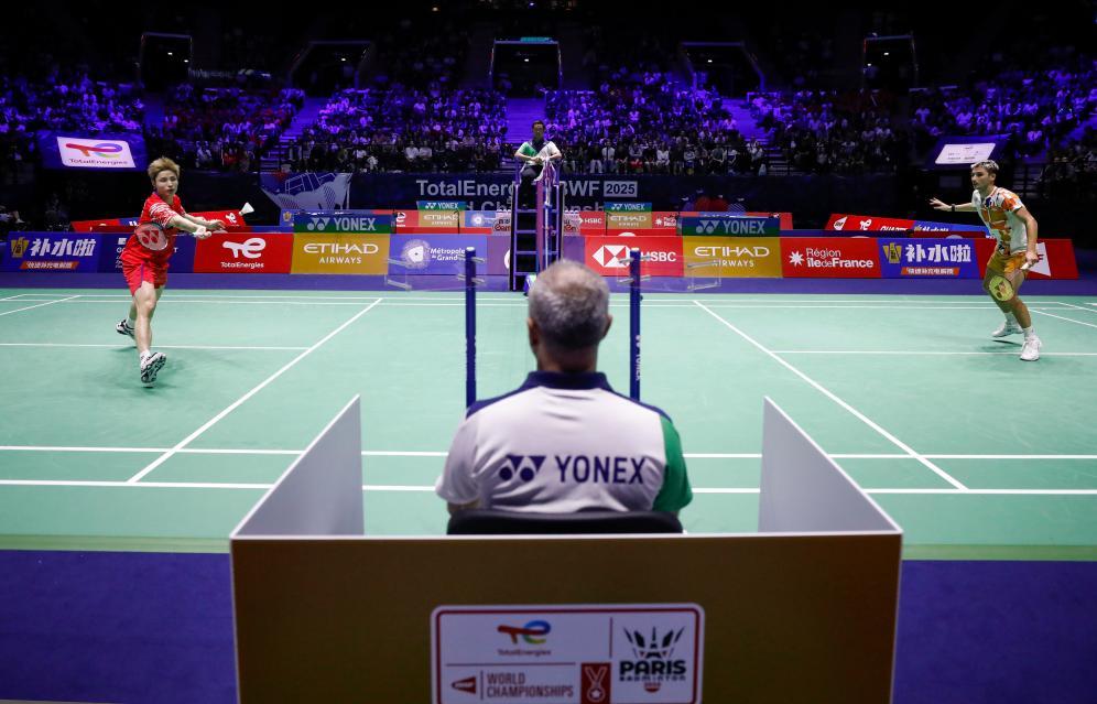 湖人官宣签约2米13中锋:上赛季发展联盟盖帽王+入选最佳防守阵容