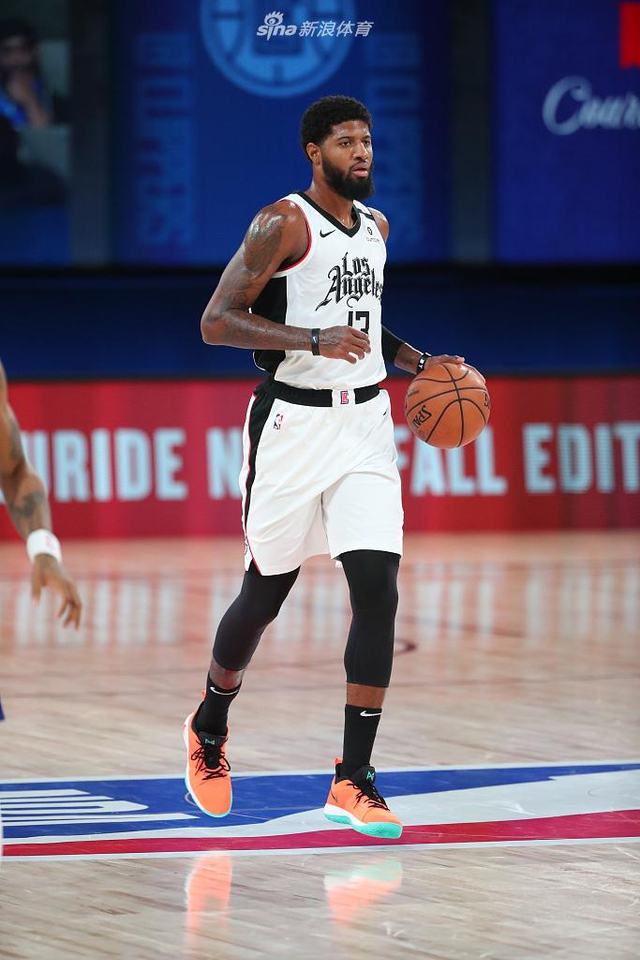 样具备了充 样具备了充