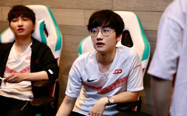 默契的配合 默契的配合